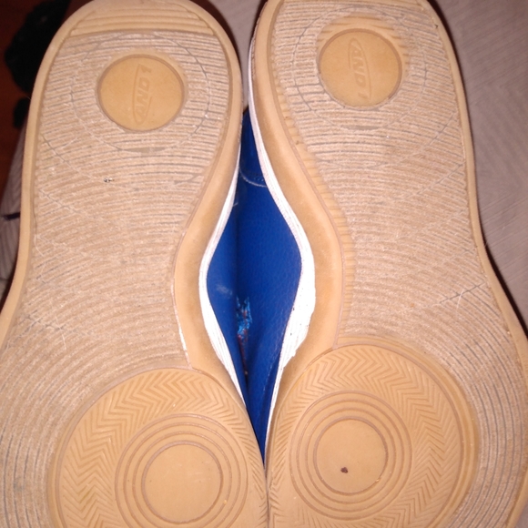 Blue and 1 shoes size 3 1/2 - Picture 3 of 10